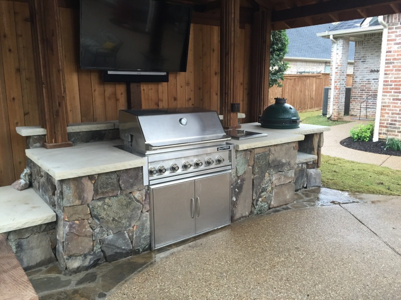 Mossy-boulder-grill